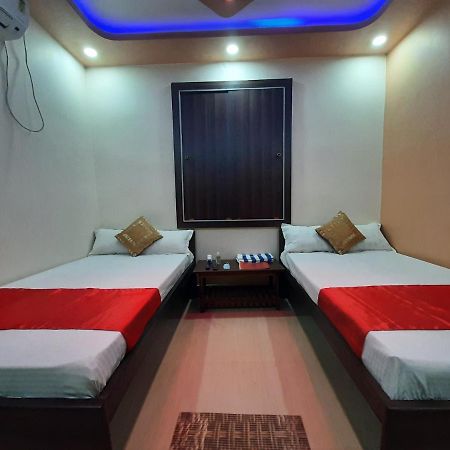 Hotel Shakuntla Palace - 400 Meters Away From Vishnu Pad Temple 7 Mins Walk 가야 외부 사진