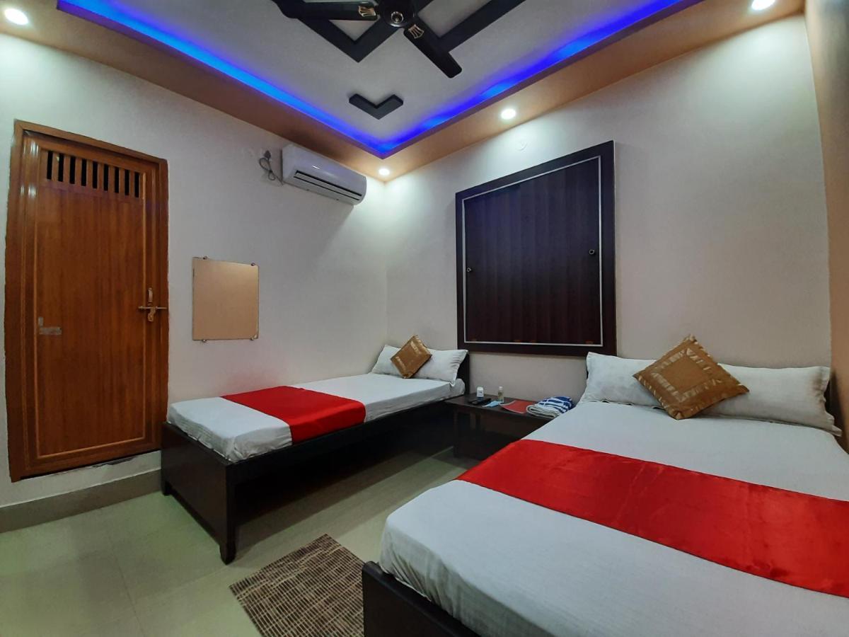 Hotel Shakuntla Palace - 400 Meters Away From Vishnu Pad Temple 7 Mins Walk 가야 외부 사진