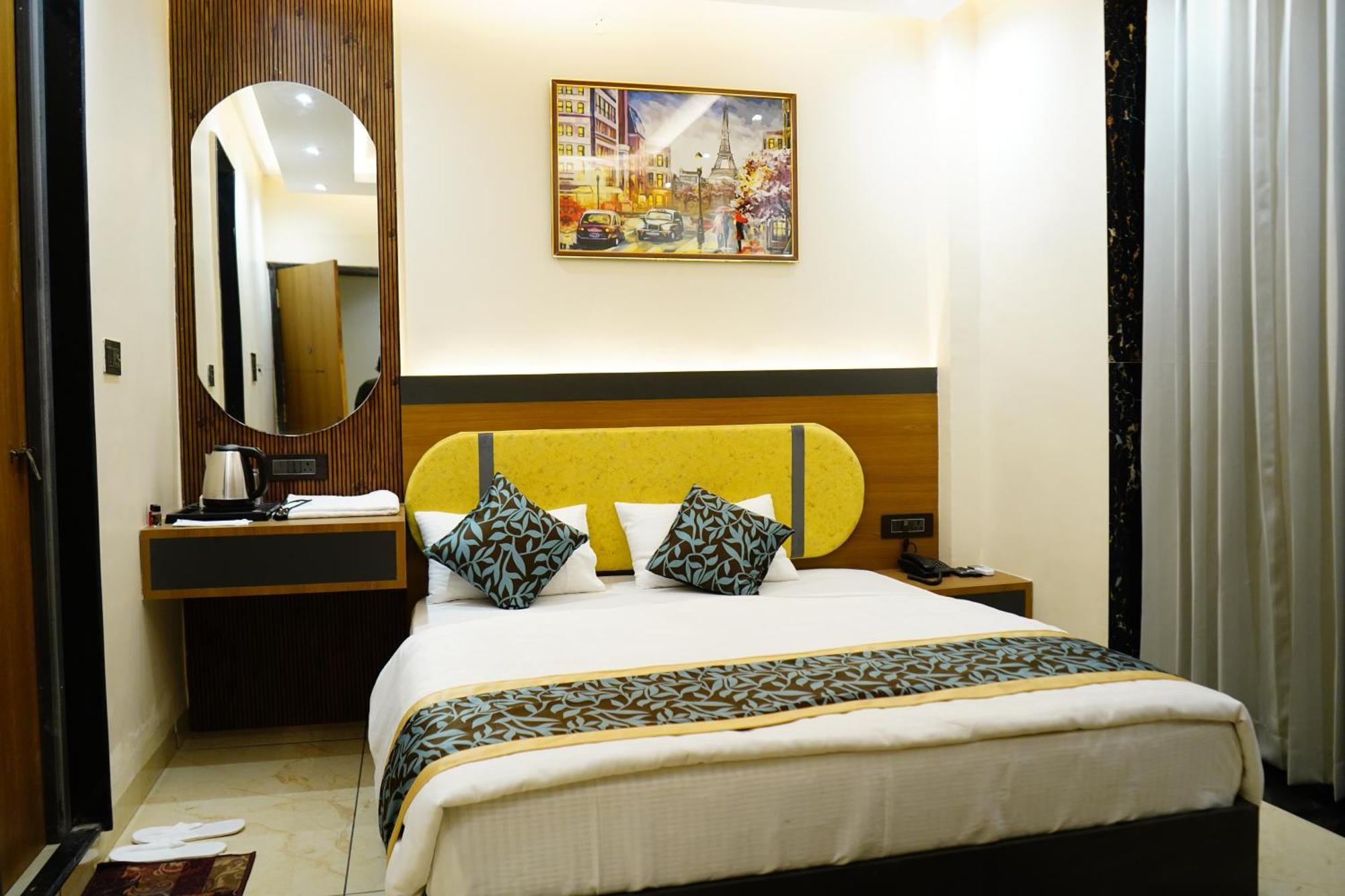 Hotel Shakuntla Palace - 400 Meters Away From Vishnu Pad Temple 7 Mins Walk 가야 외부 사진