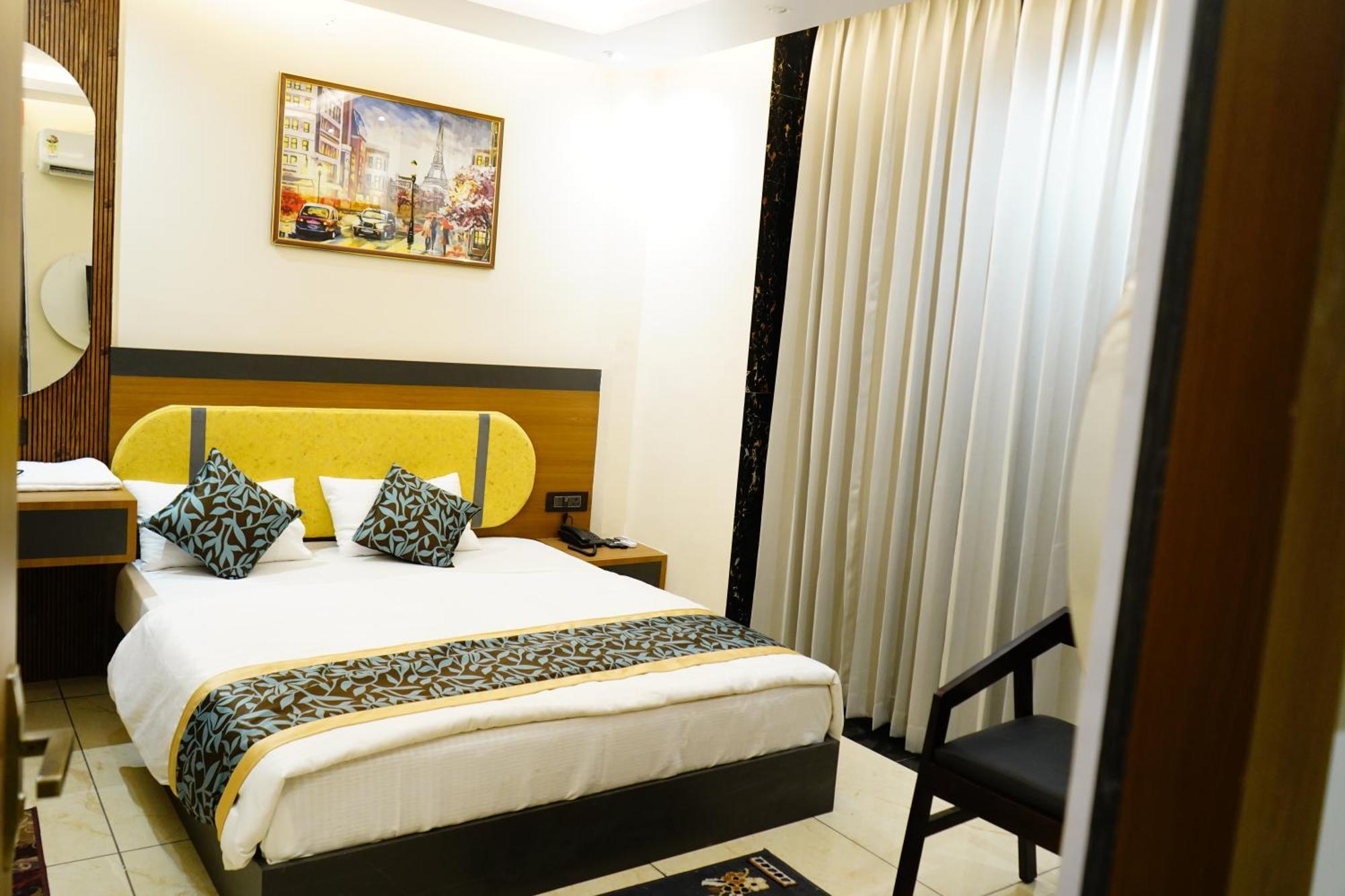 Hotel Shakuntla Palace - 400 Meters Away From Vishnu Pad Temple 7 Mins Walk 가야 외부 사진