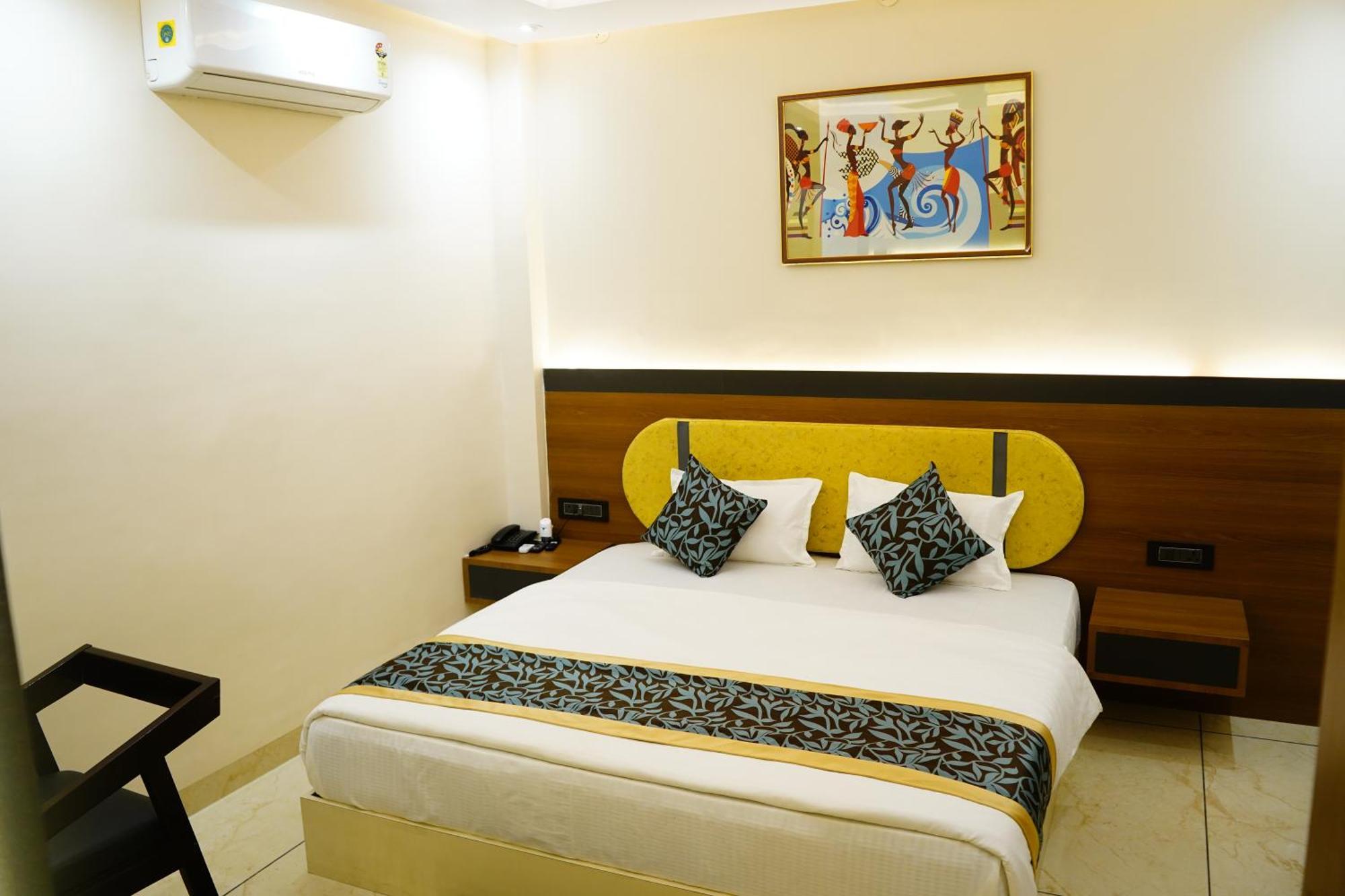 Hotel Shakuntla Palace - 400 Meters Away From Vishnu Pad Temple 7 Mins Walk 가야 외부 사진