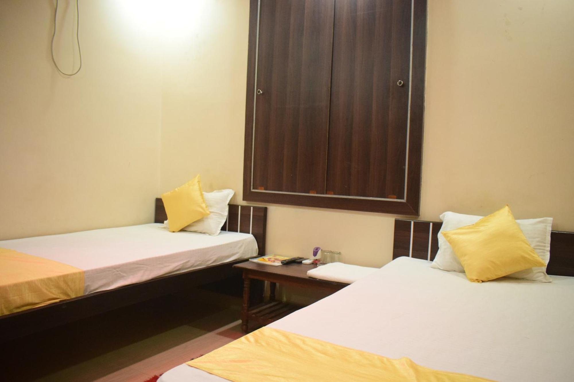 Hotel Shakuntla Palace - 400 Meters Away From Vishnu Pad Temple 7 Mins Walk 가야 외부 사진
