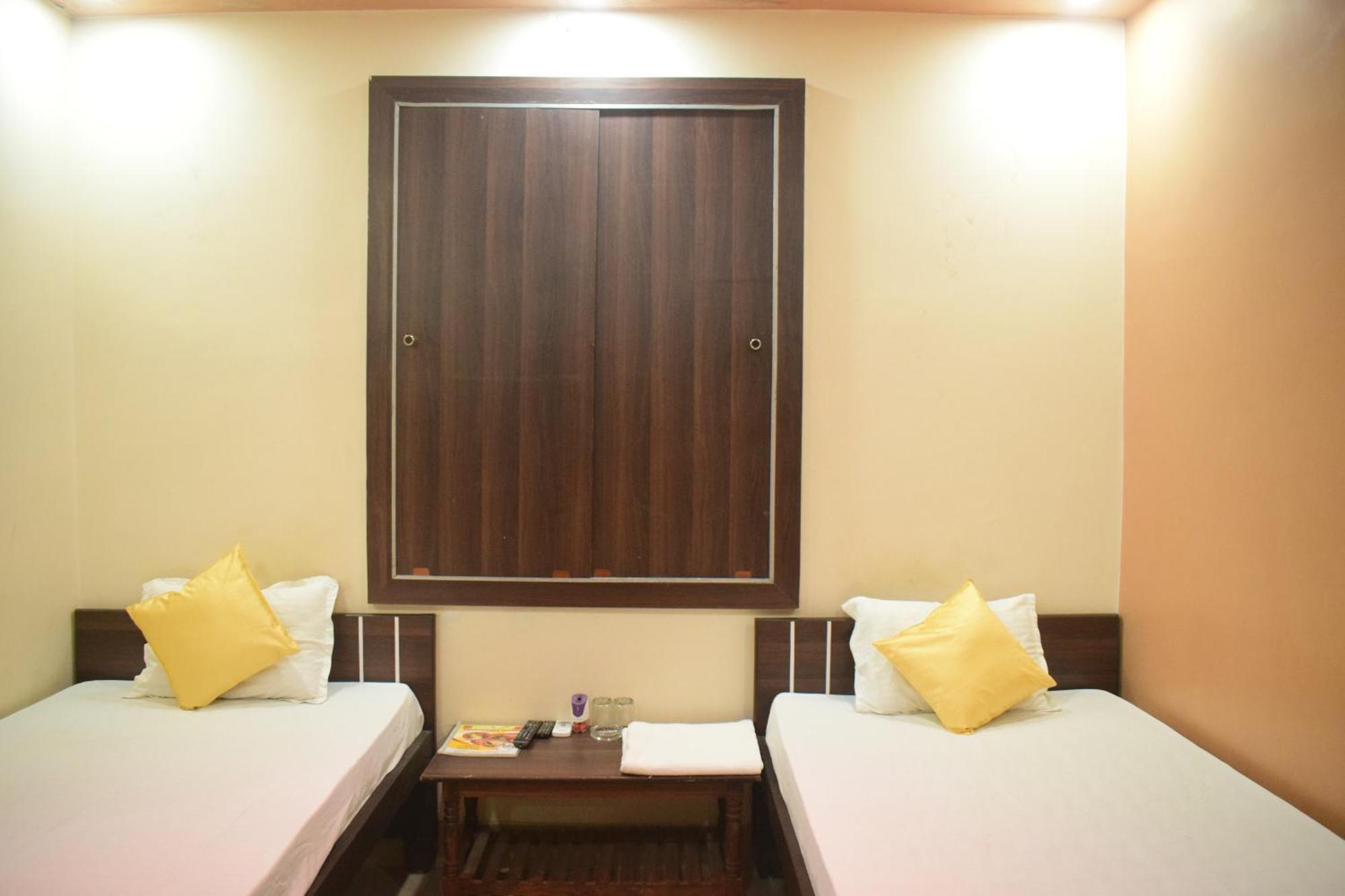 Hotel Shakuntla Palace - 400 Meters Away From Vishnu Pad Temple 7 Mins Walk 가야 외부 사진