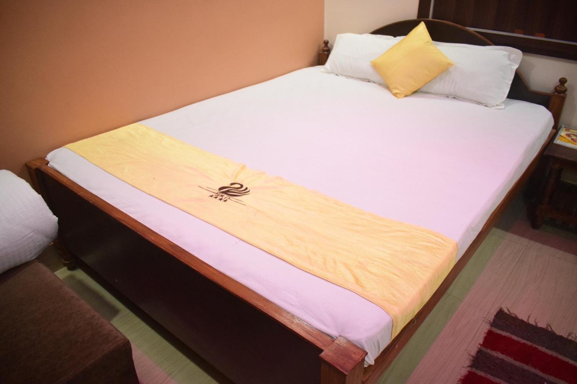 Hotel Shakuntla Palace - 400 Meters Away From Vishnu Pad Temple 7 Mins Walk 가야 외부 사진